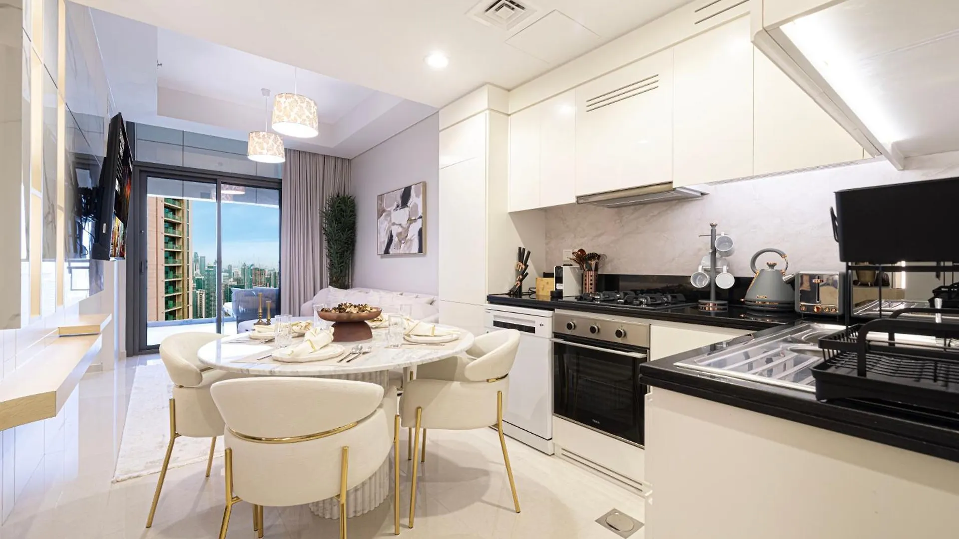 Urbanhomes - Luxury And Cozy 3Bdr Apartment In Business Bay Canal View Dubai 0*,  United Arab Emirates