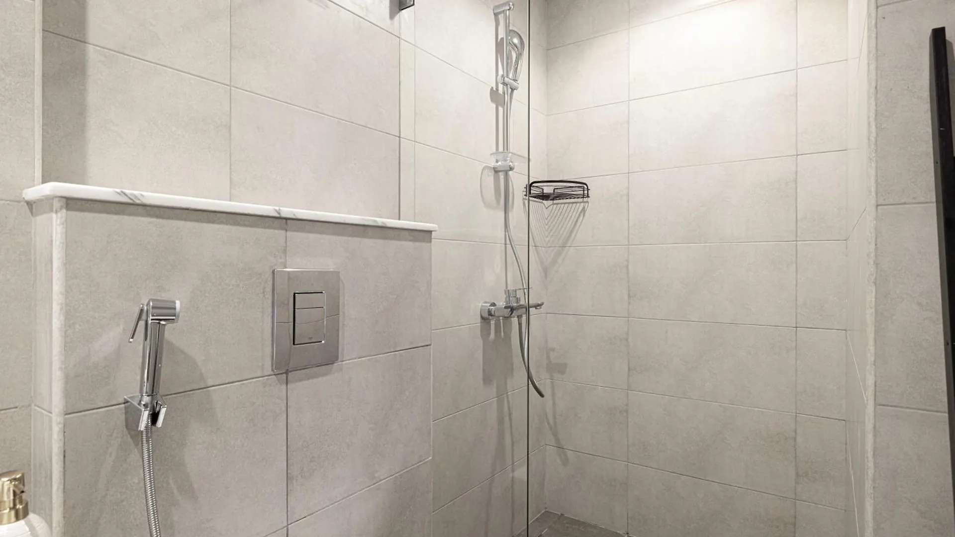 Urbanhomes - Luxury And Cozy 3Bdr Apartment In Business Bay Canal View Dubai 0*,